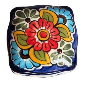 Vintage El Salvador Hand Painted Ceramic Trinket Box Floral Talavera Style 4x4
